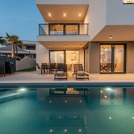 Villa Lukante Zadarvillas *